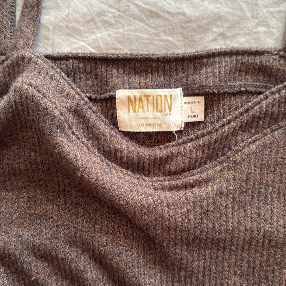 Brown Ribbed Knit Crop Top - Picture 3 of 3
